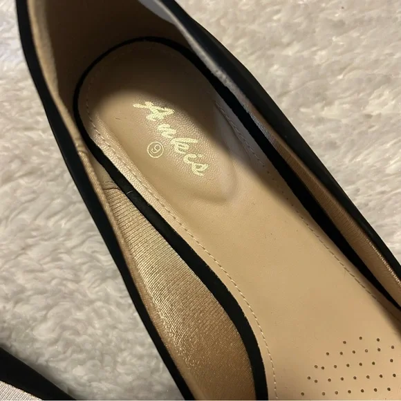 Ankis Black Wedge Dress Shoes - Picture 3 of 5